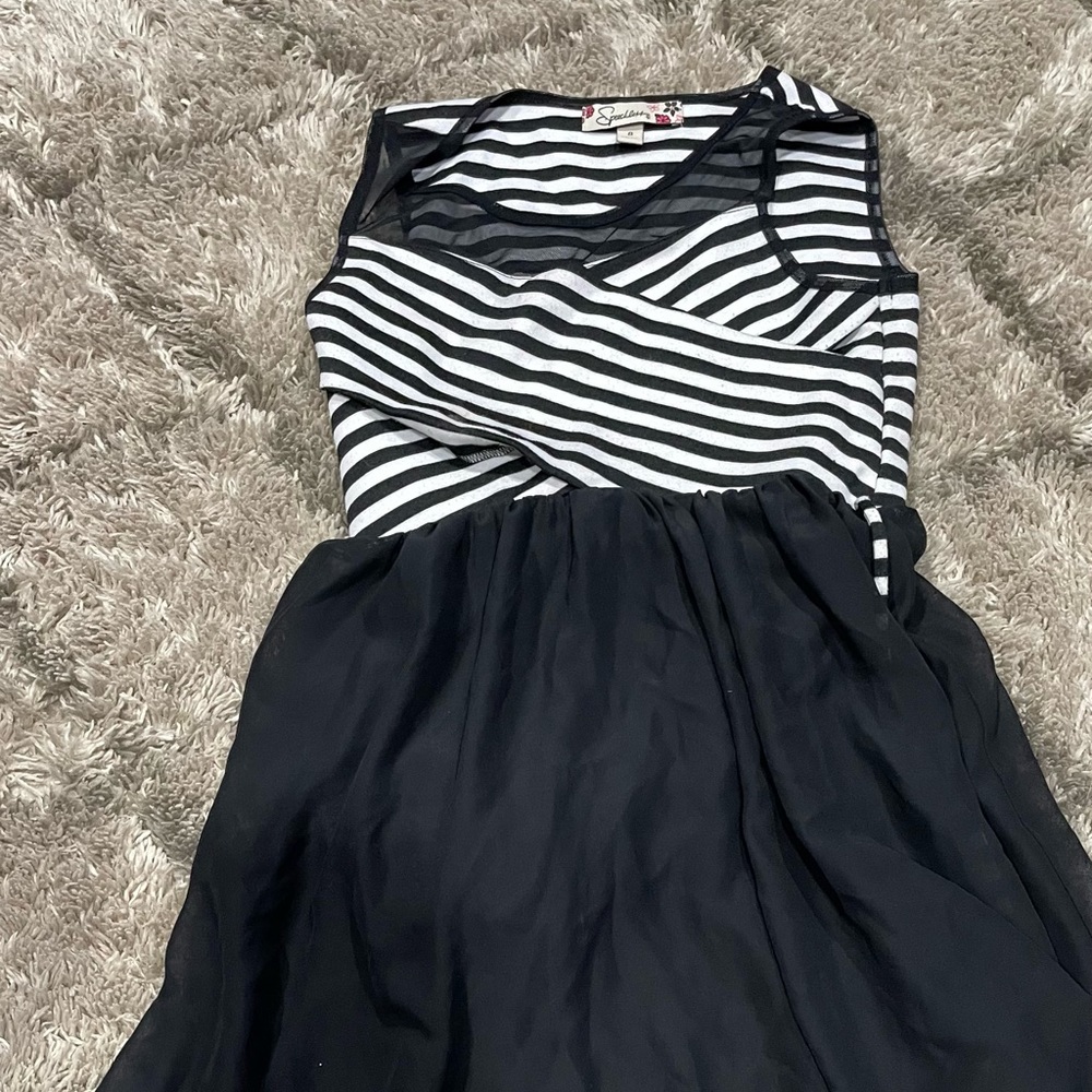 Girls dress